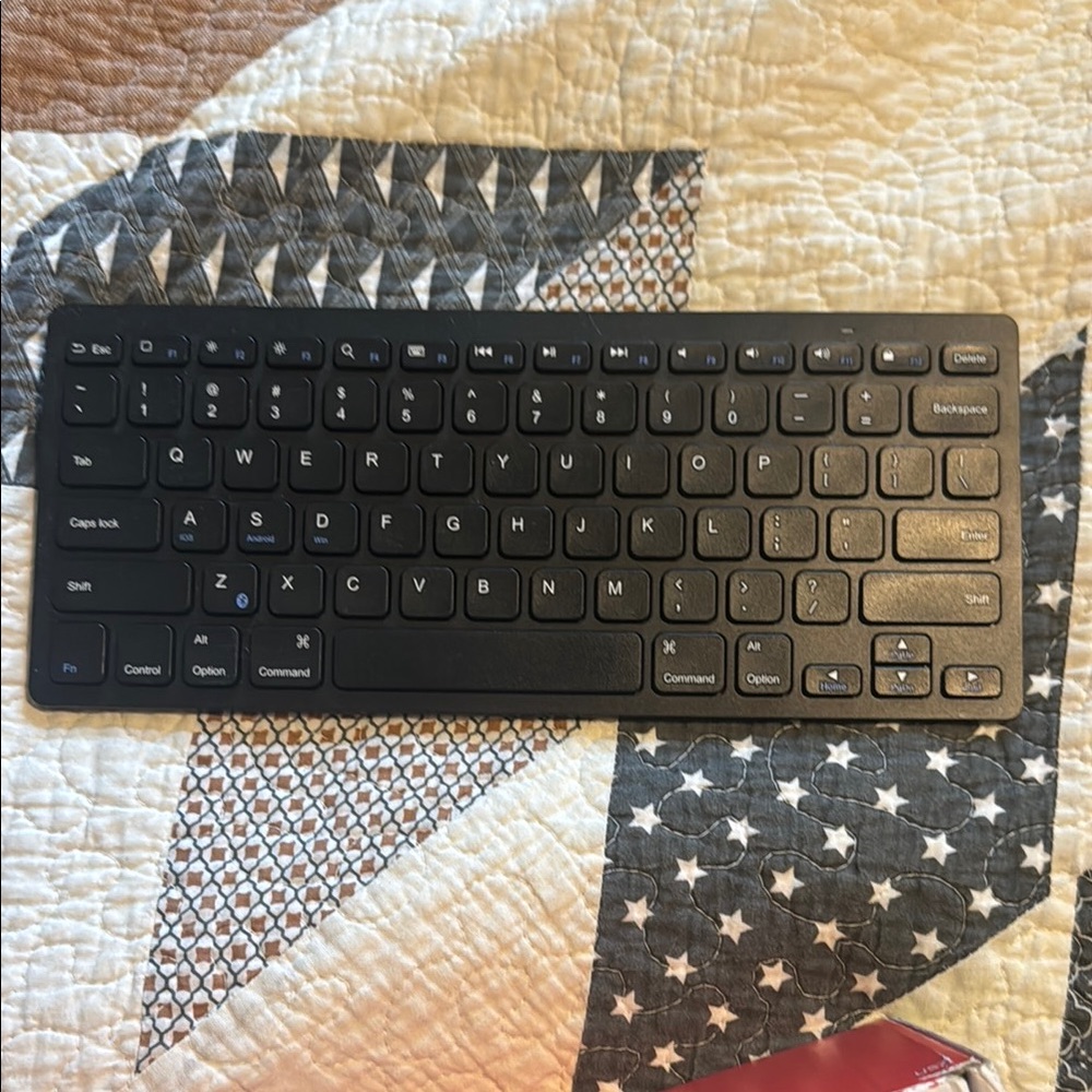 Anker Black Wireless Keyboard